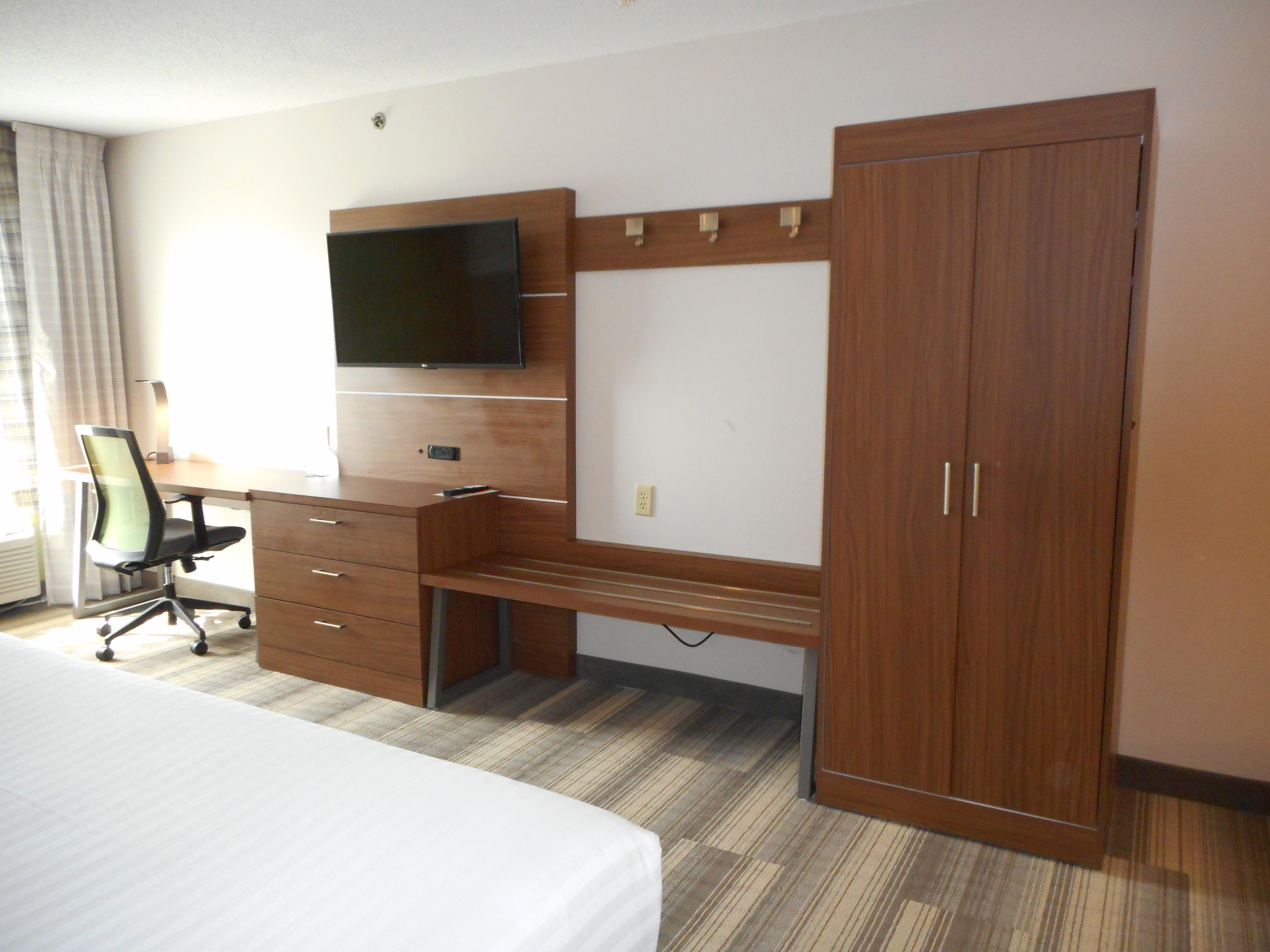 Holiday Inn Express Fairfield By Ihg Exterior foto