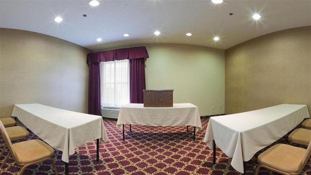 Holiday Inn Express Fairfield By Ihg Exterior foto