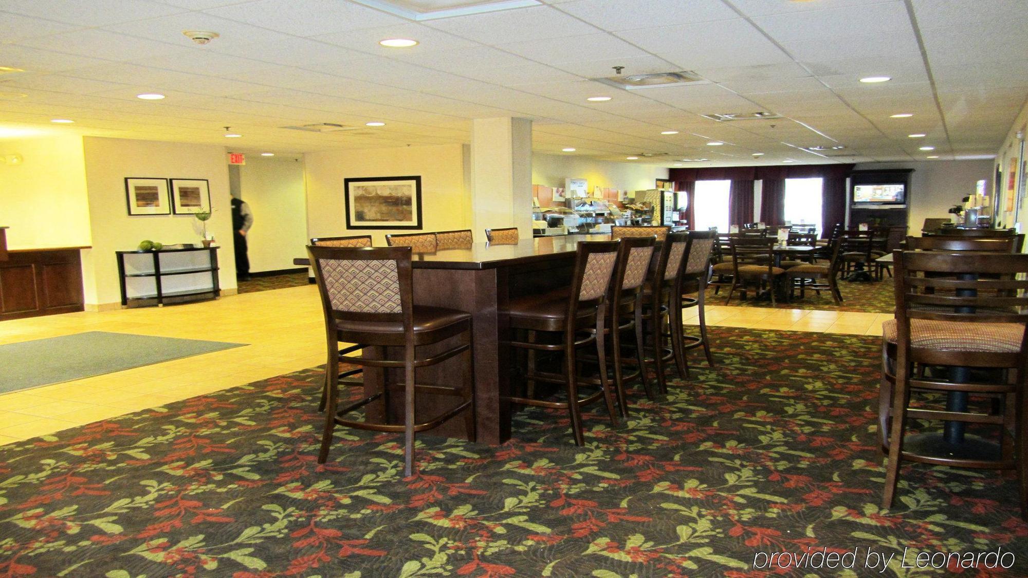 Holiday Inn Express Fairfield By Ihg Exterior foto